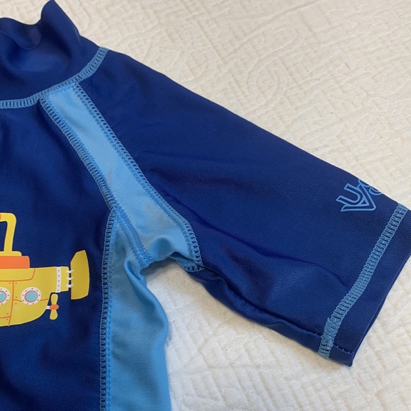 12-18m (4/$20) UV Skinz Submarine Rashguard Swim Top - Picture 4 of 12